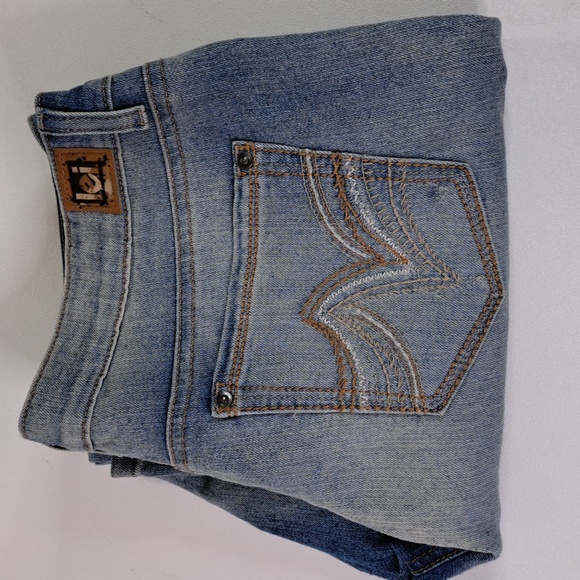 l.e.i. Ashley Low Rise Slim Boot Distressed Lite Blue Jeans Junior Size 17 Short - Picture 9 of 17